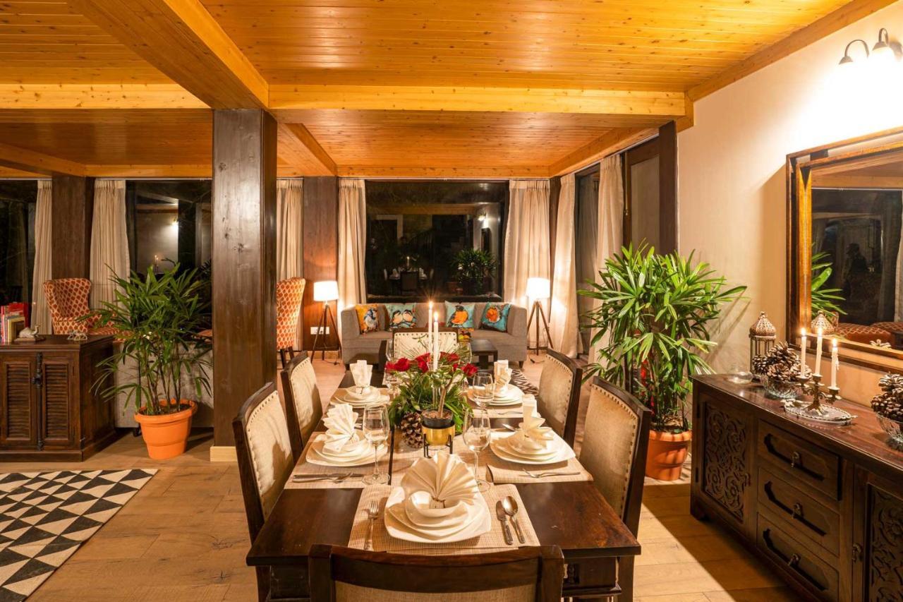 Stayvista At The Winter Line With Complimentary Breakfast Касаули Екстериор снимка